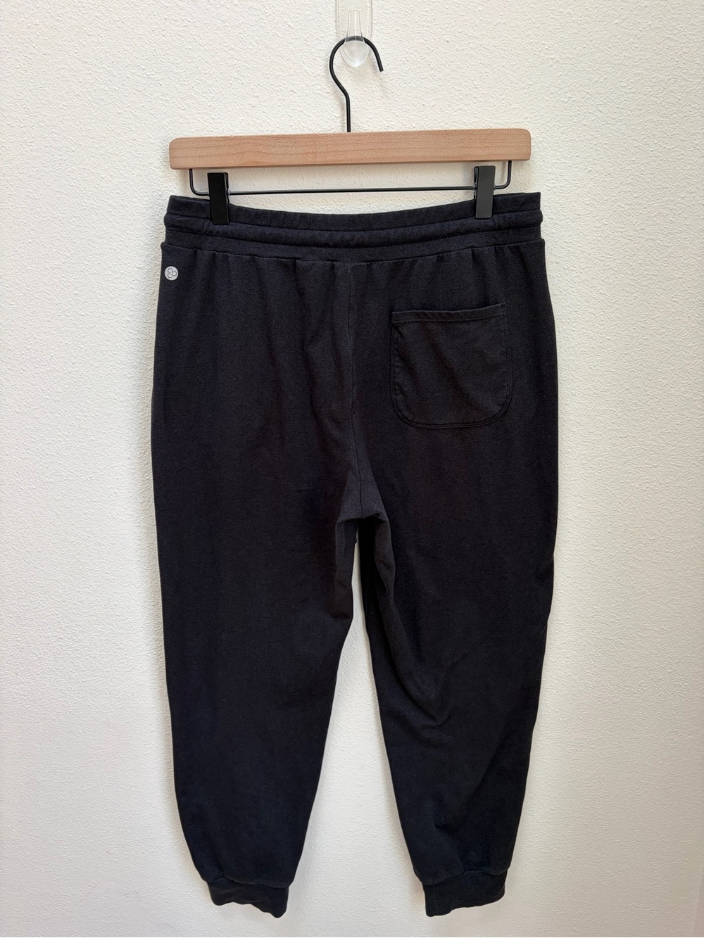 Zella Jogger Pants Drawstring Tapered Cropped Athletic Gray Black Size Medium - Picture 4 of 6